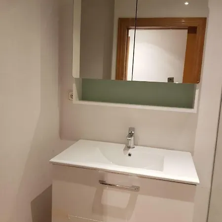 Edificio Tiziano Mercado Διαμέρισμα *